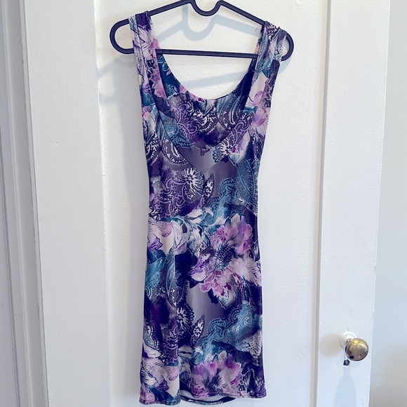 Stylish Contraction flower Dresses size XS - Picture 2 of 2